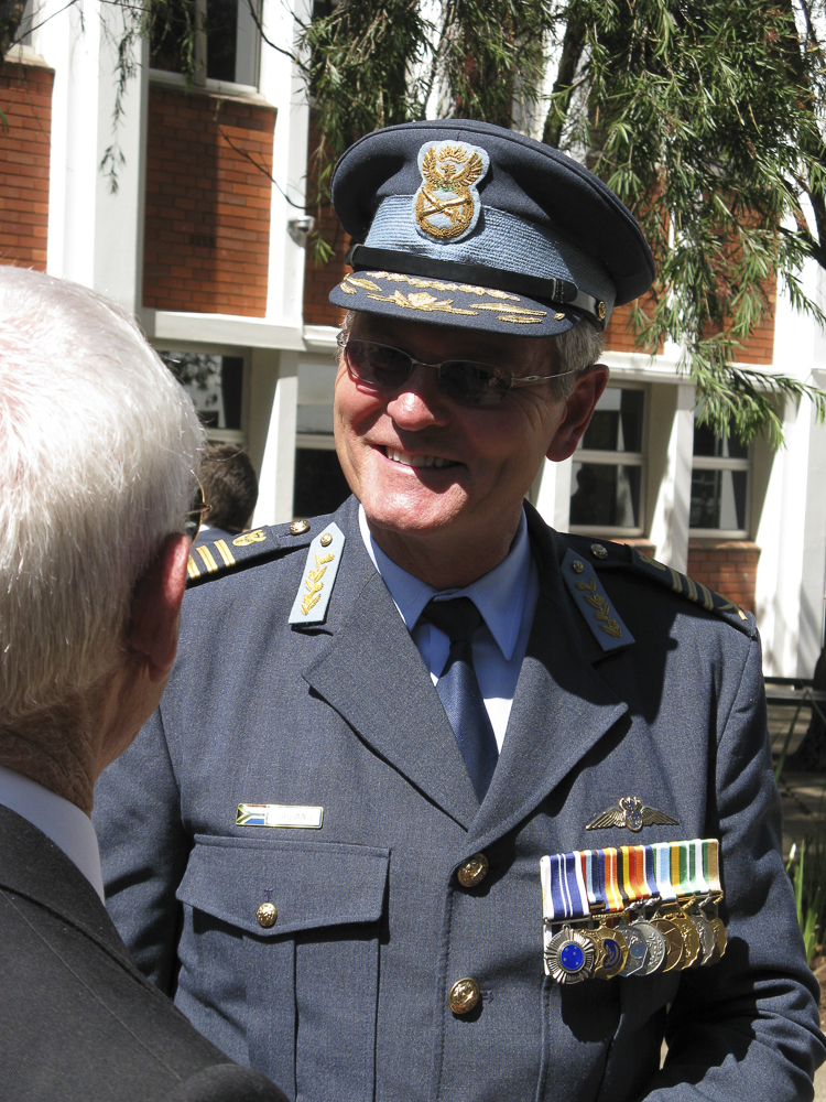 1401d-Lt.Gen.Carlo Gagiano-EdwinSwales