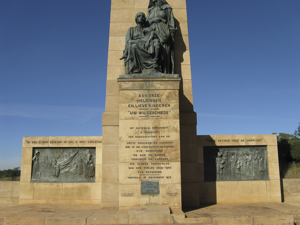 Bloemfontein_VroueMonument